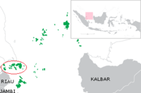 Red circle around the Riau archipelago, within Riau Islands Province (green)