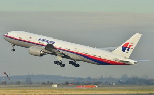 Malaysia's MH370 in 2011 photo by Laurent ERRERA, Wikipedia Commons.