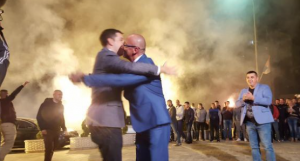 Marko Đurić Congratulates ZSO Leader Goran Rakić (Credit: Tanjug)