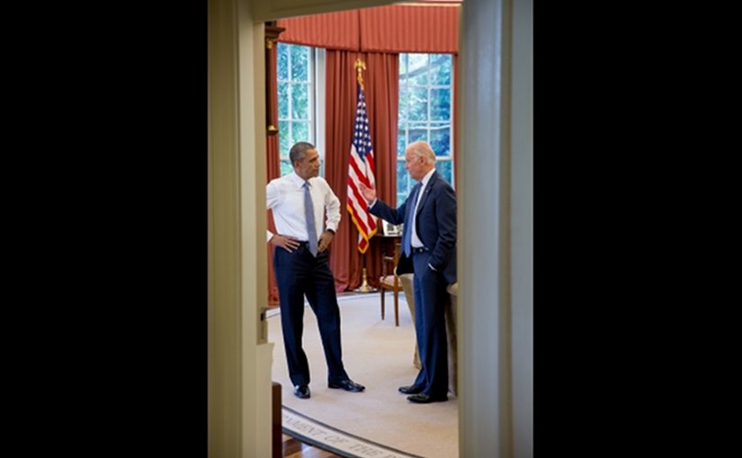President Barack Obama talks with Vice President Joe Biden, in the Oval Office, July 29, 2015. (Official White House Photo by Pete Souza)