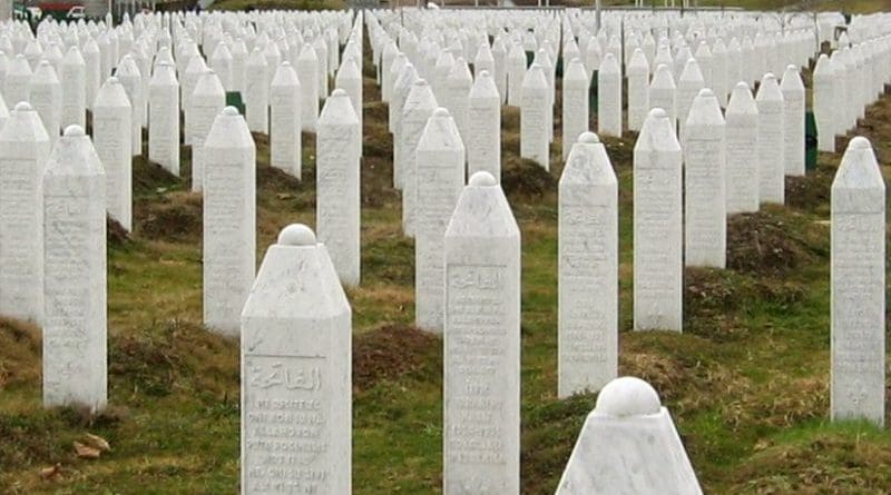 Gravestones at the Potočari genocide memorial near Srebrenica. Photo by Michael Büker, Wikipedia Commons.