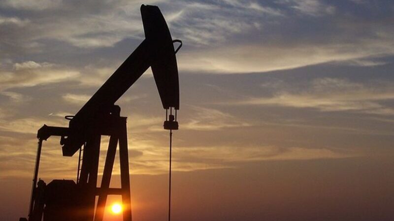 West Texas oil pumpjack. Photo by Eric Kounce, Wikipedia Commons.