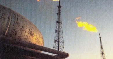 Iran's Abadan Refinery. Photo by Catherine Legrand, Jacques Legrand, Wikipedia Commons.