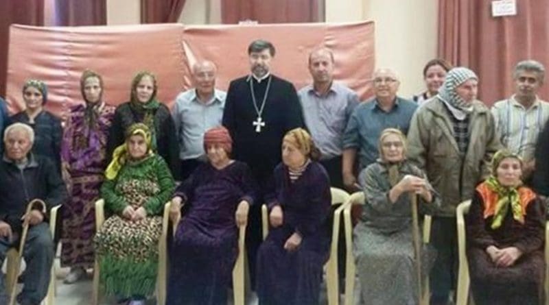Some of the 22 elderly Assyrians released by ISIS on 11 August www.aina.org