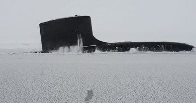 Attack submarine USS New Mexico surfaces at Ice Camp Nautilus in Arctic Ocean during Ice Exercise 2014 (DOD/Joshua Davies)