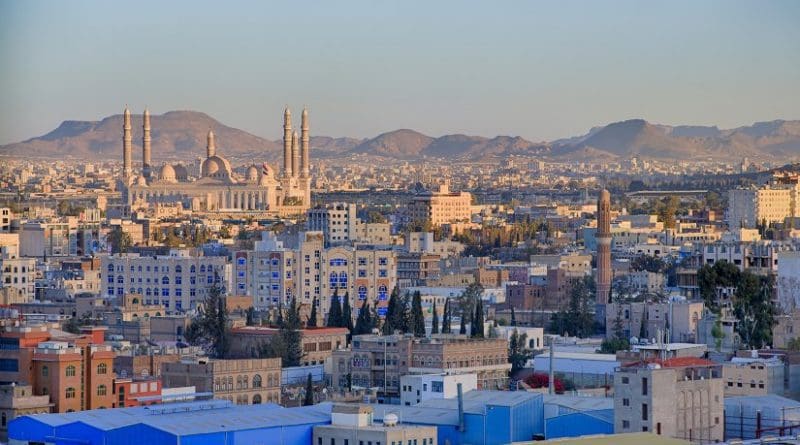 Sanaa, Yemen. Photo by AnasALhajj.Photography, Wikipedia Commons.