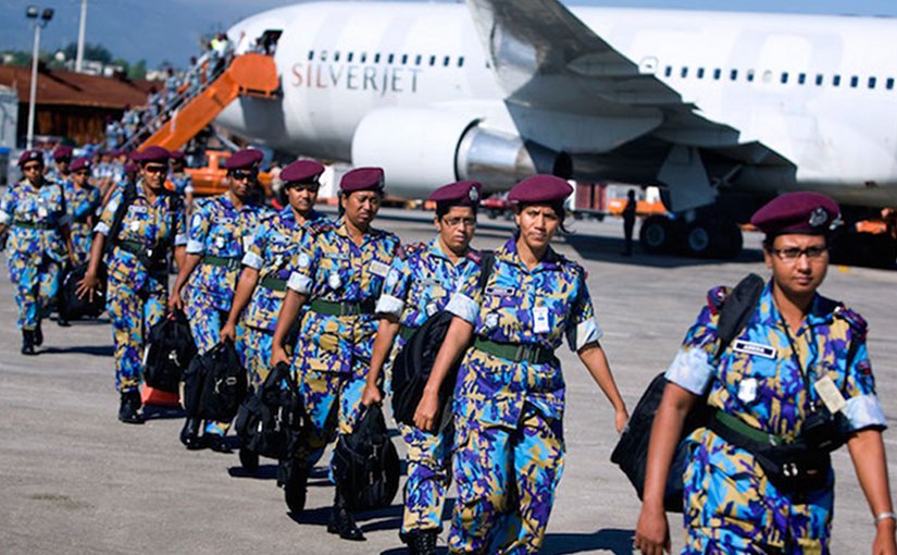An all-female Formed Police Unit from Bangladesh, serving with the UN Stabilization Mission in Haiti, arrives in Port-au-Prince to assist with post-earthquake reconstruction. UN Photo/Marco Dormino