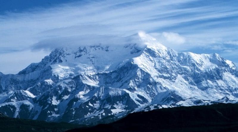 Mount Saint Elias, Alaska, US. Photo by David Sinson, NOAA, Office of Coast Survey, Wikipedia Commons.