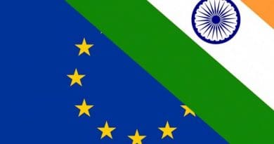 Flags of European Union and India