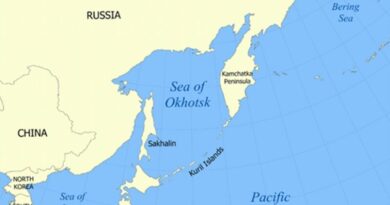Location of the Kuril Islands in the Western Pacific between Japan and the Kamchatka Peninsula of Russia. Source: Wikipedia Commons.