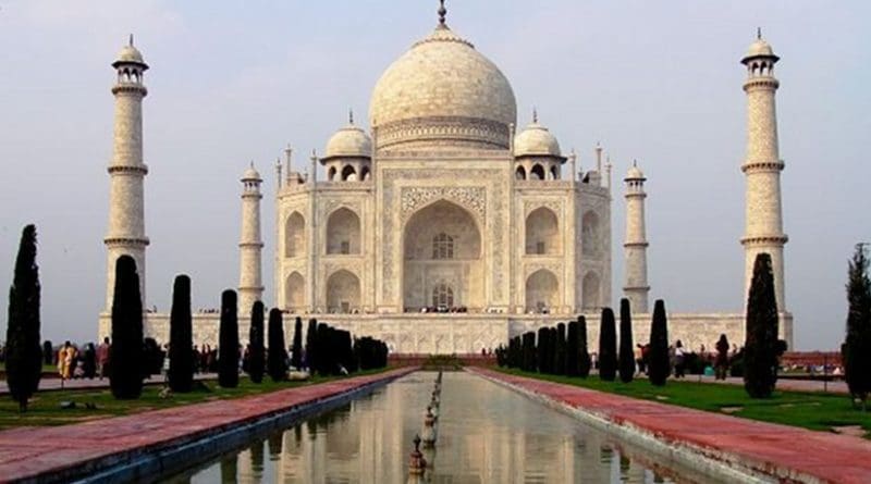 Taj Mahal, India.