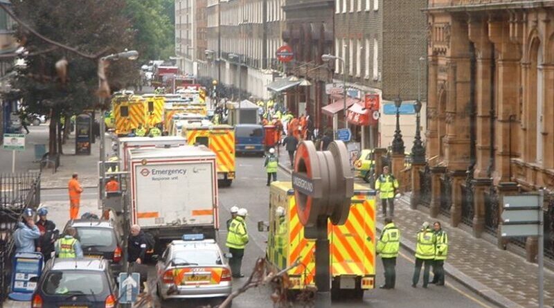 Ambulances at Russell Square, London after the 7th July bombings. Photo by Francis Tyers, Wikipedia Commons.