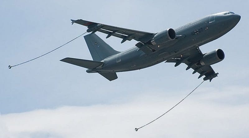 Luftwaffe Airbus A310 MRTT ready for refueling, Paris Air Show 2007. Photo by Dmitry A. Mottl, Wikipedia Commons.