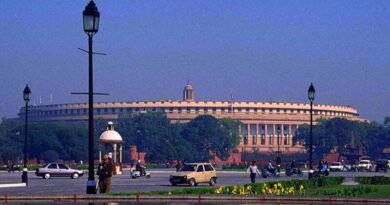 Parliament of India. Photo by Indianhillybilly and Ambuj.Saxena, Wikipedia Commons.