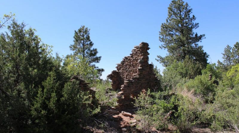 A 2012 photo of standing walls at the ruins of an Ancestral Jemez village that was part of the published study. Credit: Christopher Roos, SMU