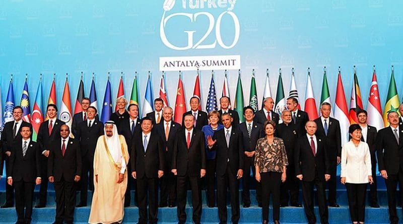 Family portrait of G20 leaders during the G20 Summit in Antalya, Turkey. Photo: Government ZA (CC BY-ND 2.0)
