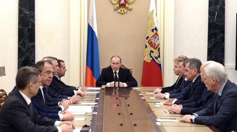 Russia's Presidend Vladimir Putin meets with permanent members of the Security Council.
