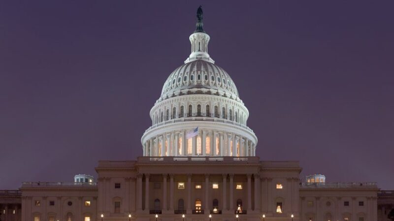 US Capitol in Washington D.C. Photo by Diliff, Wikipedia Commons.