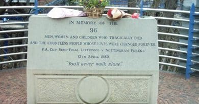 The Memorial to the fatalities of the Hillsborough disaster at Hillsborough Stadium. Photo by Superbfc, Wikipedia Commons.