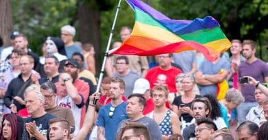 Vigil to unite in the wake of the Orlando, Florida, Pulse, shooting in Minneapolis, Minnesota. Photo by Fibonacci Blue, Flickr and Wikipedia Commons.