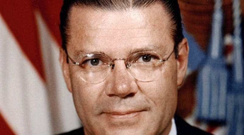 Official portrait of former United States Secretary of Defense Robert McNamara. DoD photo by Oscar Porter, U.S. Army, Wikipedia Commons.