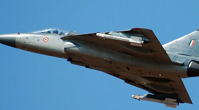India's Tejas fighter plane. Photo by Rahuldevnath, Wikipedia Commons.