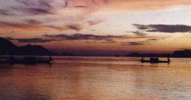 A view across the Brahmaputra near Sukhleswar Ghat, Guwahati, India. Photo by Deepraj, Wikipedia Commons.