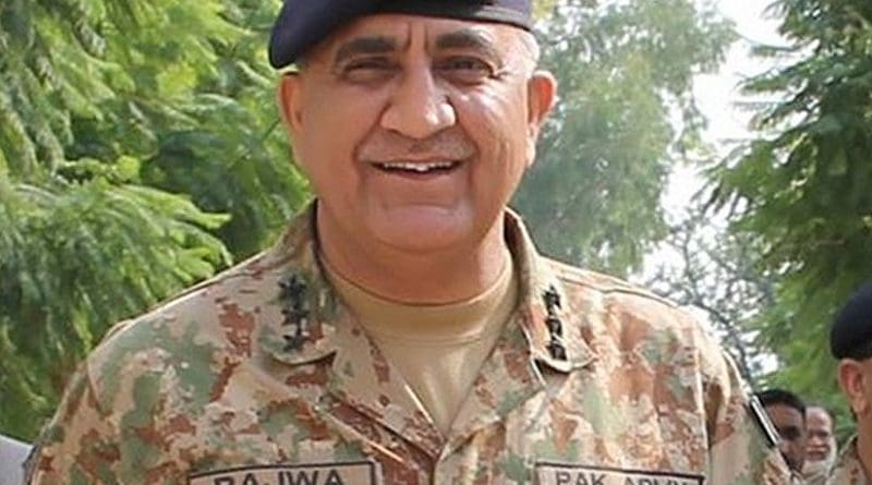 Pakistan's Lieutenant General Qamar Javed Bajwa. Photo by Qamar Hafeez, Wikipedia Commons.