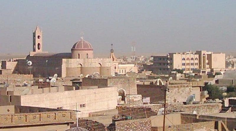 A view of Iraqi city Qaraqosh (Bakhdida). Photo by Chaldean, Wikipedia Commons.