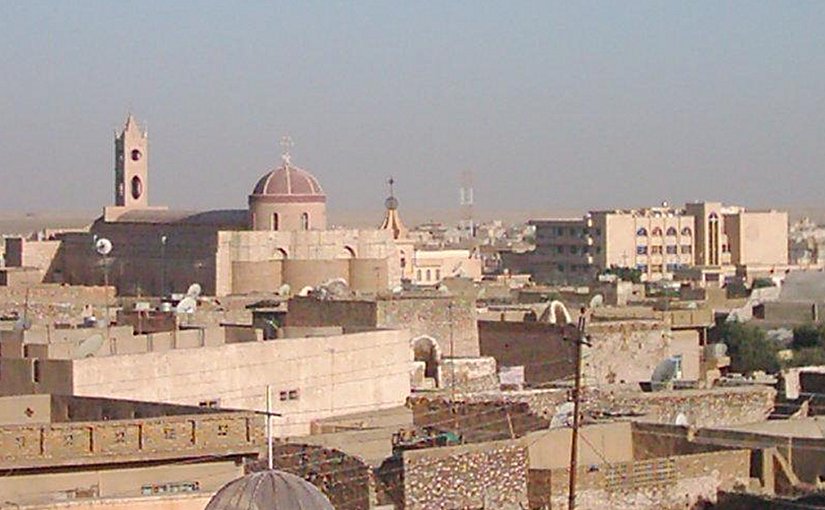 A view of Iraqi city Qaraqosh (Bakhdida). Photo by Chaldean, Wikipedia Commons.