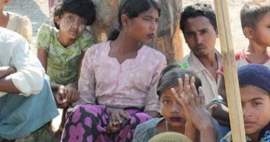Displaced Rohingya people in Rakhine State, Burma. Photo Foreign and Commonwealth Office, Wikipedia Commons.
