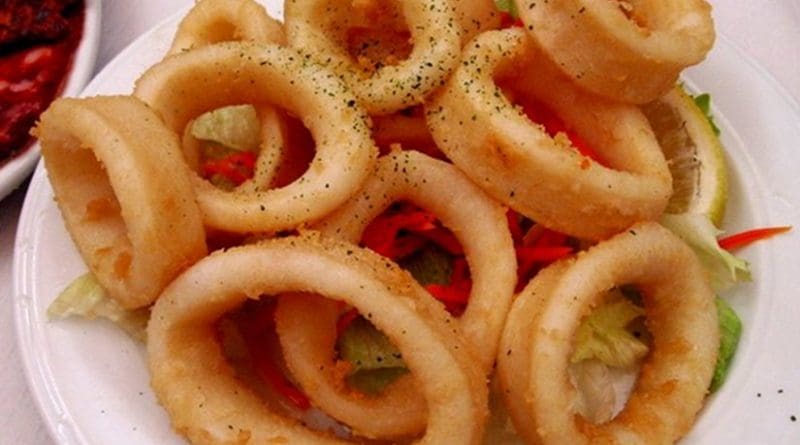 Fried calamares in Spain. Photo by deramaenrama, Wikipedia Commons.