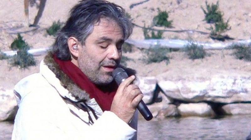 Andrea Bocelli. Photo by Dovywiarda, Wikipedia Commons.