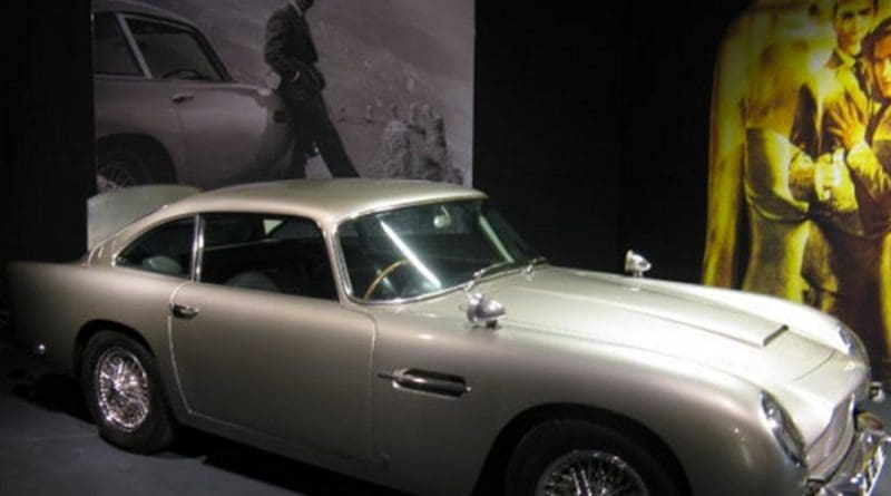 James Bond memorabilia. Photo by Badeendjuh.