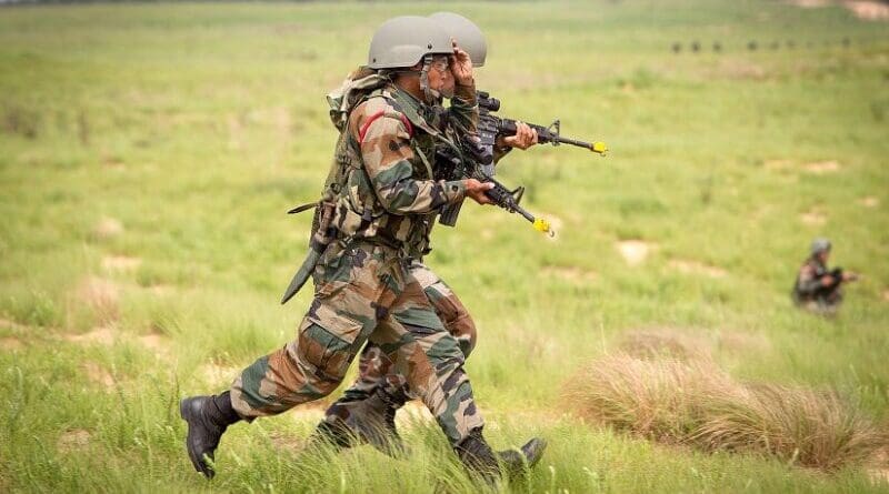 Indian Army soldiers. Photo Credit: US DoD, SGT Mike MacLeod, Wikipedia Commons.