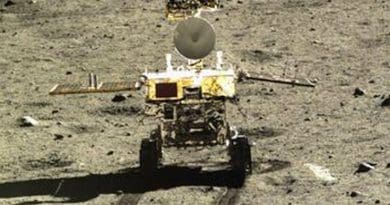 Yutu, China's first moon rover, imaged by the Chang'e 3 lander. Credit: Chinese National Space Administration/China Central Television, Wikipedia Commons.
