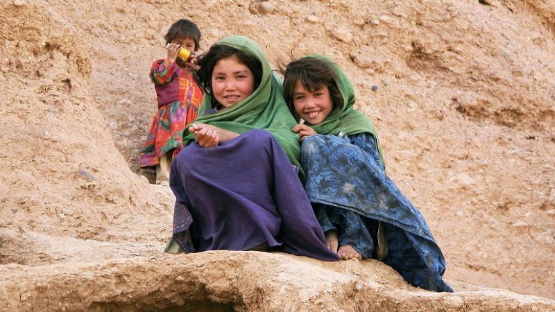 Girls in Afghanistan. Photo by Mario Santana, Wikimedia Commons.