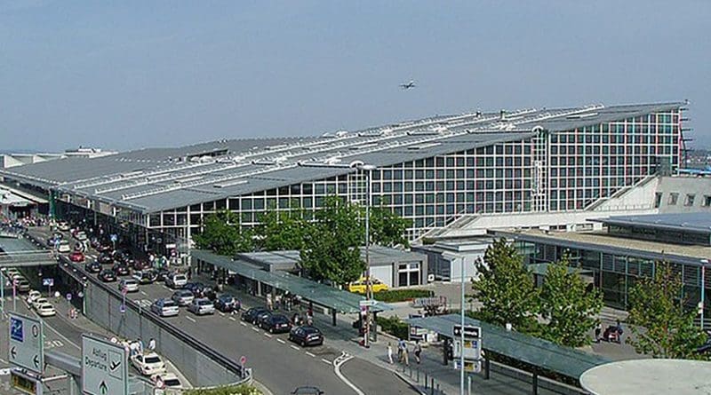 Airport in Stuttgart, Germany. Photo by Benny Bartels, Wikipedia Commons.