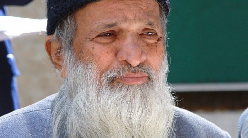 Dr. Abdul Sattar Edhi. Photo by Hussain, Wikipedia Commons.