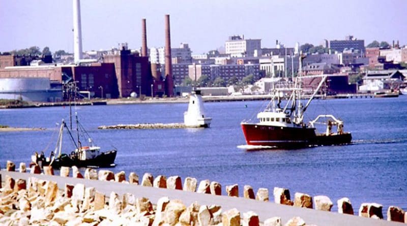 New Bedford Harbor, Massachusetts. Photo by C. Pesch, Wikipedia Commons.