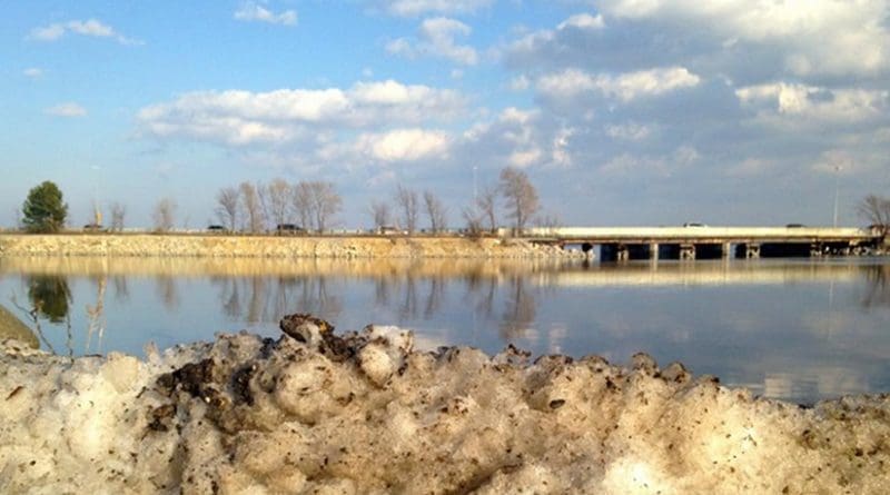 Lake Monona, in Madison, Wis. is experiencing rising salinity due to nearby roadways and road salt application. Credit Hilary Dugan