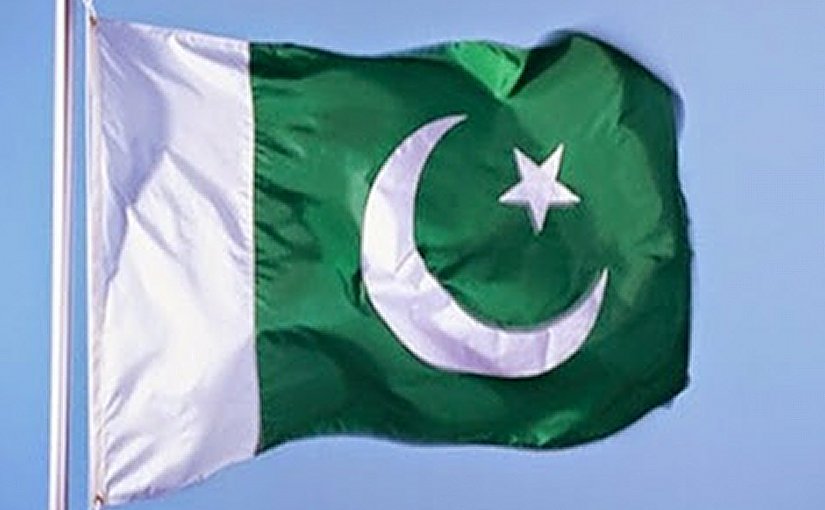 Pakistan's flag. Photo by Erum Khan101, Wikipedia Commons.