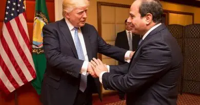 President Donald Trump greets the President of Egypt, Abdel Fattah Al Sisi, prior to their bilateral meeting, Sunday, May 21, 2017, at the Ritz-Carlton Hotel in Riyadh, Saudi Arabia. (Official White House Photo by Shealah Craighead)