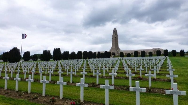 Douaumont ossuary for French and German soldiers who died at Battle of Verdun. Photo by Paul Arps, Wikipedia Commons.