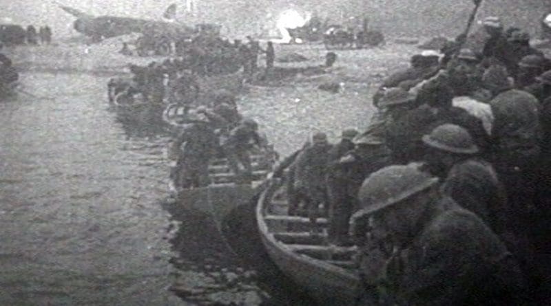 British troops escaping from Dunkirk in lifeboats (France, 1940). Screenshot taken from the 1943 United States Army propaganda film Divide and Conquer (Why We Fight #3) directed by Frank Capra. Source: Wikipedia Commons.