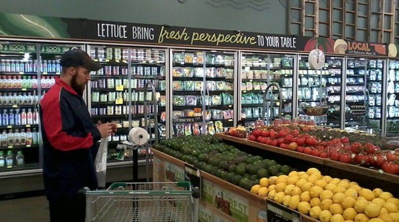 The produce department of a new Whole Foods Market located in the Southern Hills area of Tulsa, OK. Photo by GEOGOZZ, Wikimedia Commons.