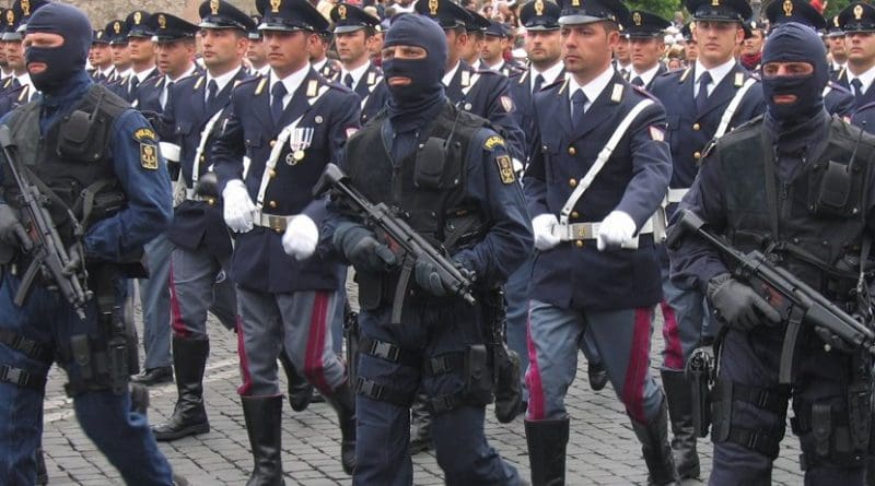 Members of Italy's Anti-Terrorism Police. Photo by Jollyroger, Wikipedia Commons.