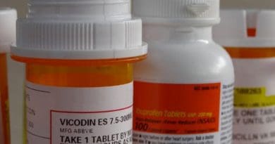 vicodin opiods drugs pills medicine