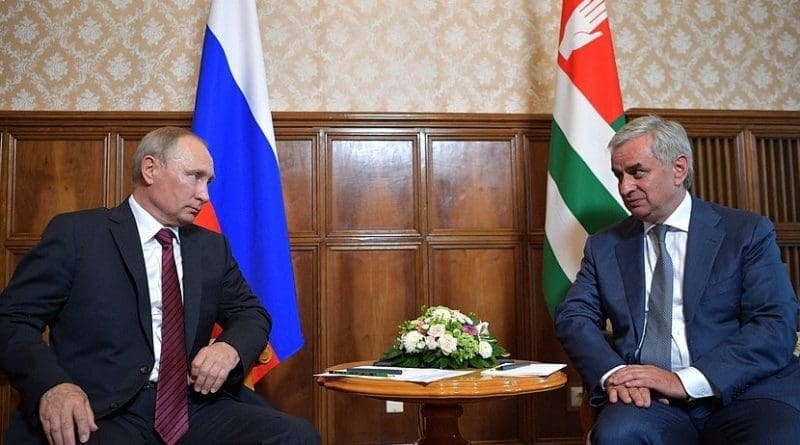 Russia's President Vladimir Putin meets with President of Abkhazia Raul Khadjimba. Credit: Kremlin.ru