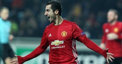 Henrikh Mkhitaryan celebrating a goal for Manchester United in 2016. Photo by Станислав Ведмидь, Wikipedia Commons.